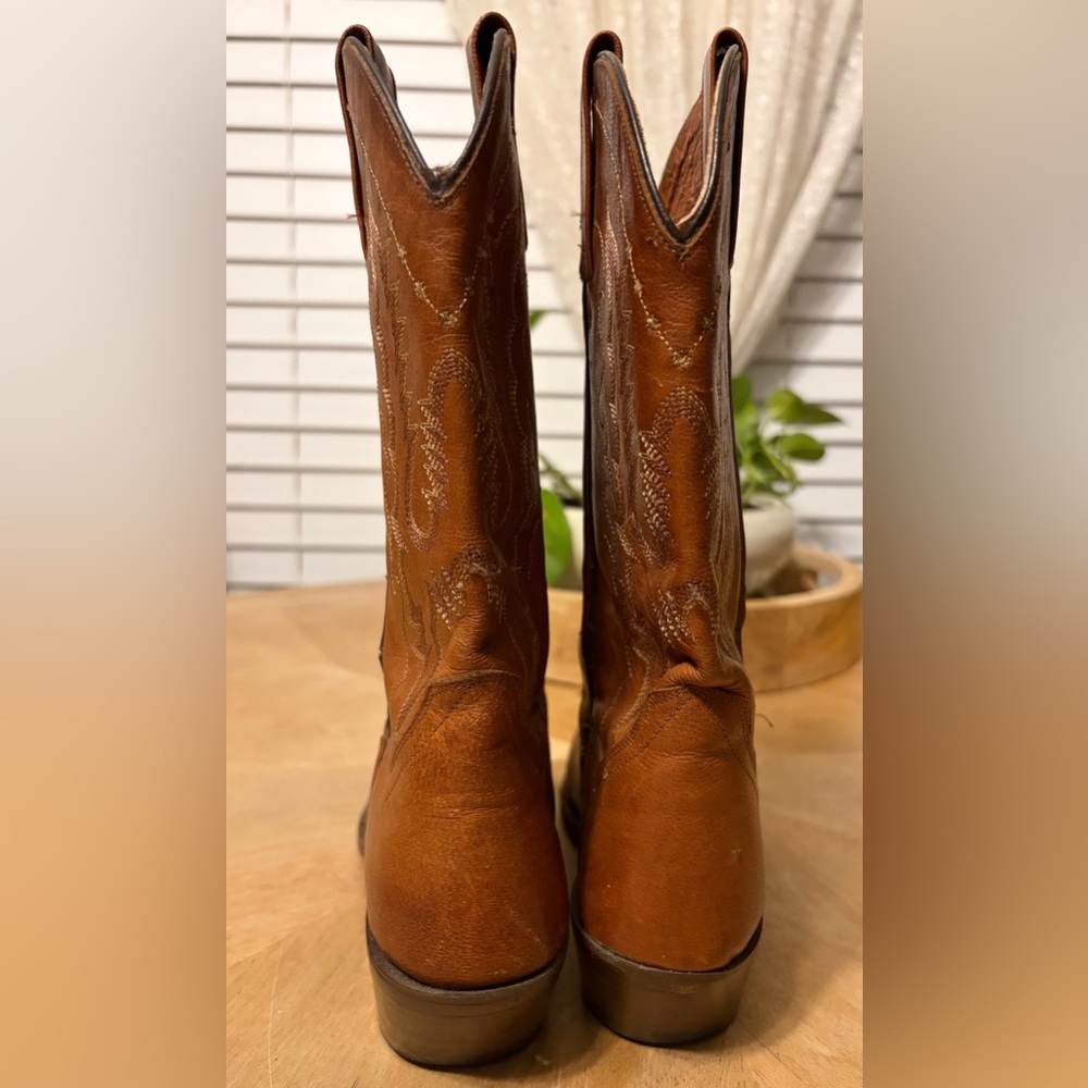 Women’s Dan Post Tan Leather Cowboy Boots VNTG From 2005